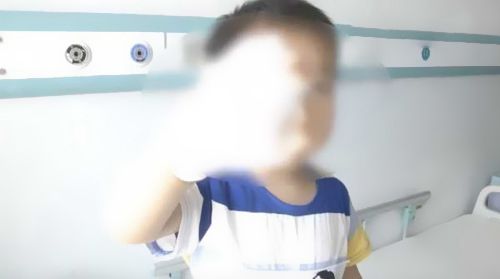 2歲男童誤把電線當(dāng)玩具被擊傷|廣州電纜廠電纜要聞分享